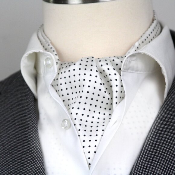 Men’s Silk Ascot Tie Cravat Handmade 100% Italian Silk Day Wear Formal Wedding - Picture 1 of 10